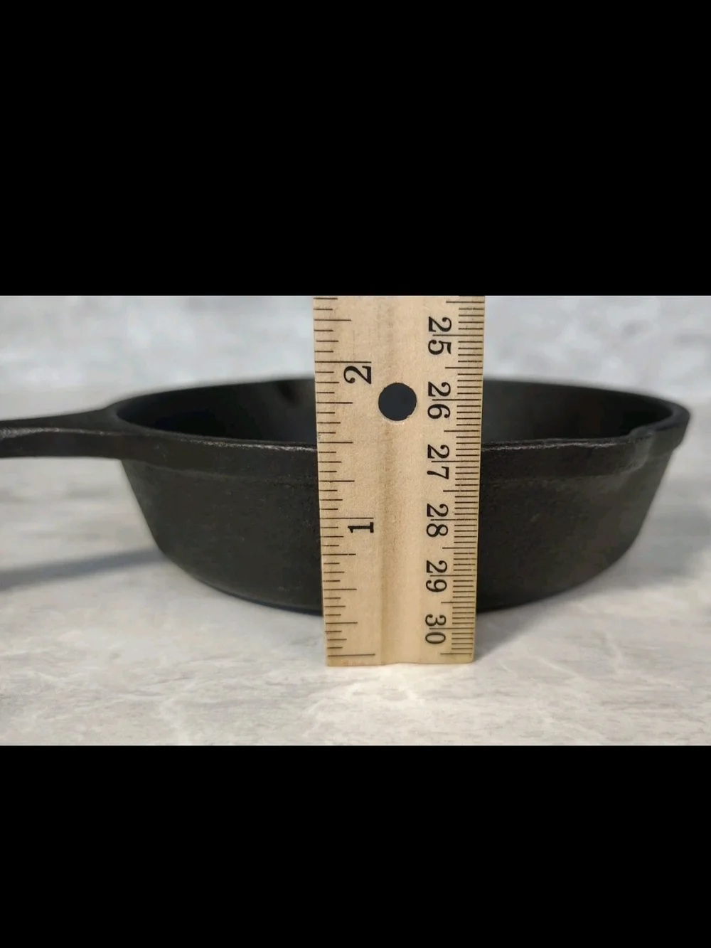 Valor Mini Cast Iron Skillet Set